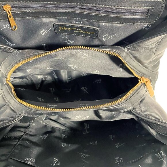 Betsey Johnson Black Heart Quilted Satchel Handbag Purse With Pink Bear Charm - Picture 9 of 12